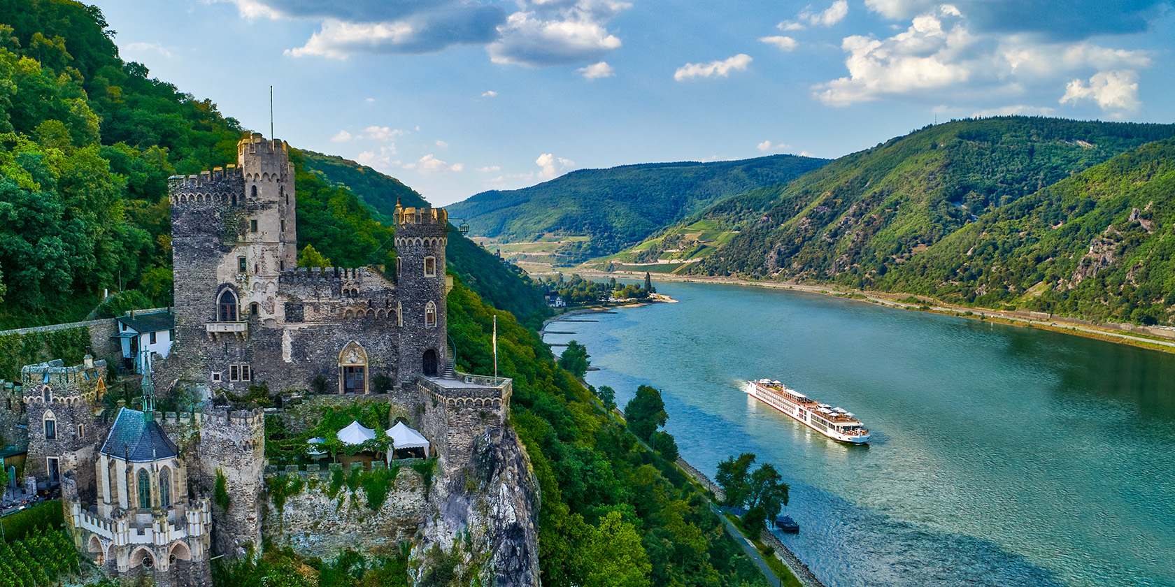 Rhine Gorge: waltzing Along A Musical Cruise with Aussies